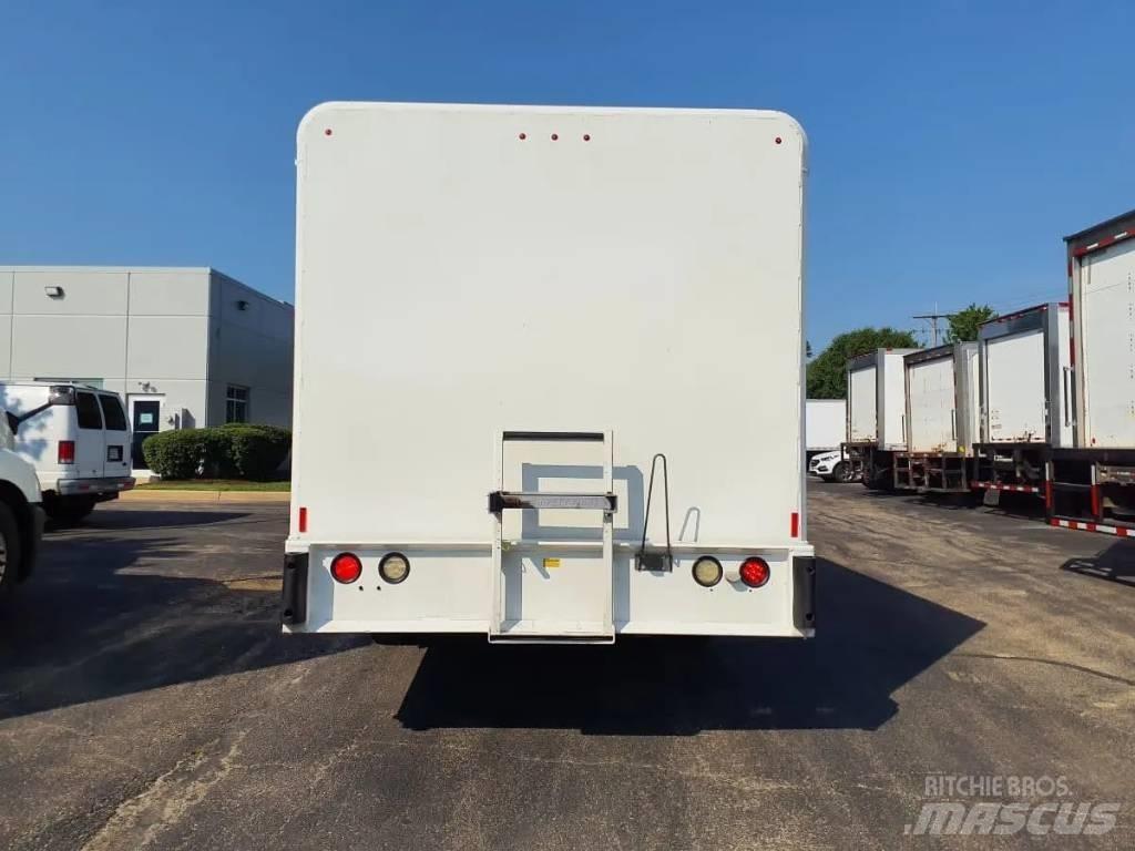 International 4300 Camion de livraison de boisson