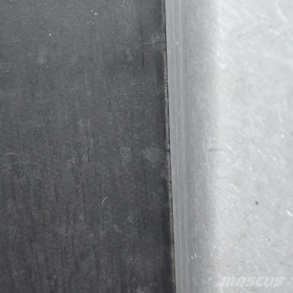 Kässbohrer PB 600 Dameuse