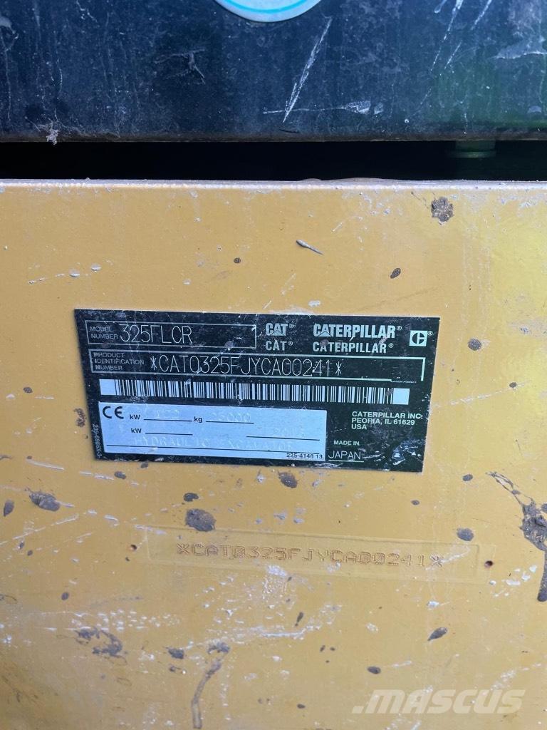 CAT 325 Pelle sur chenilles