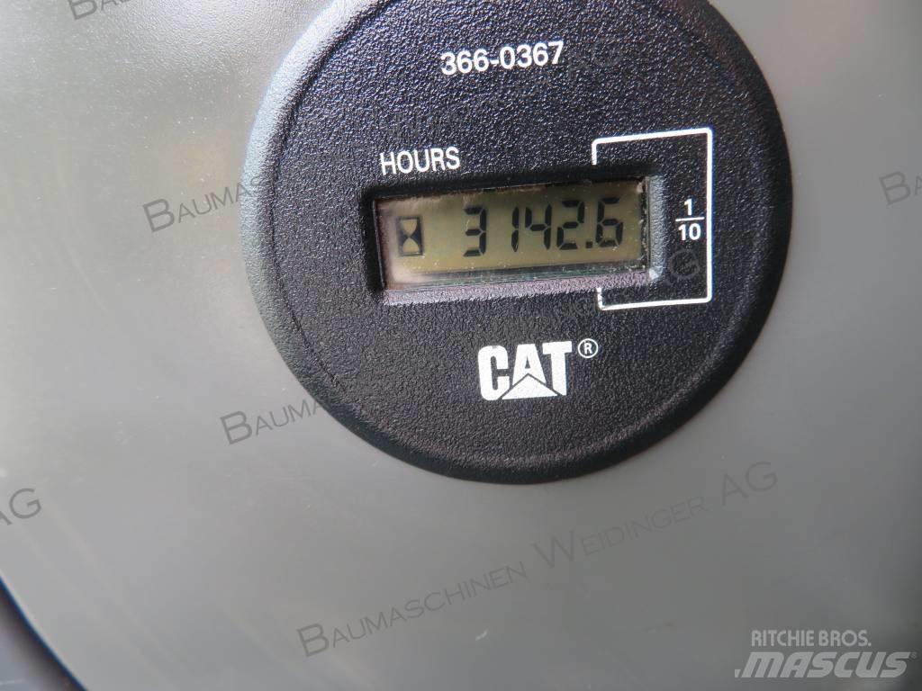 CAT 311 F LRR Pelle sur chenilles