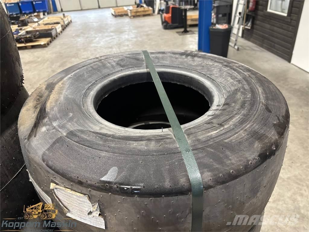Rottne EGS 26x12 Pneus, roues et jantes
