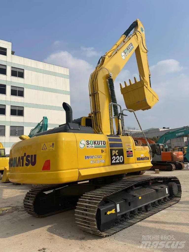 Komatsu PC 220-8 Pelle sur chenilles