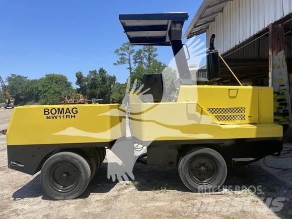 Bomag BW11RH Rouleaux à pneumatiques