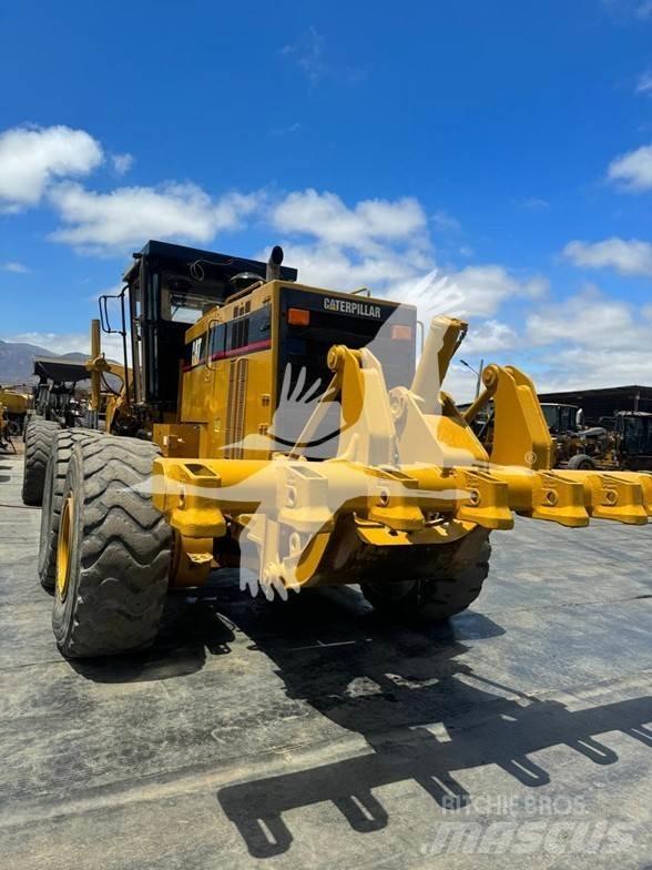 CAT 16H Niveleuse