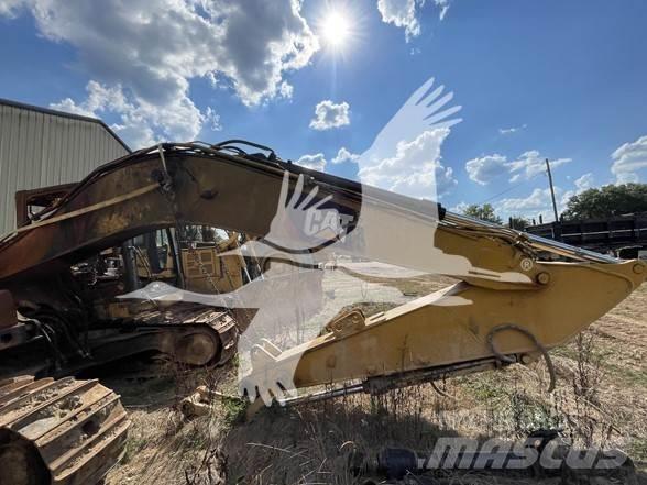 CAT 320 Pelle sur chenilles