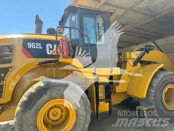 CAT 962L Chargeuse sur pneus