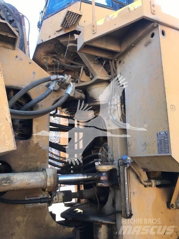 CAT 992G Chargeuse sur pneus