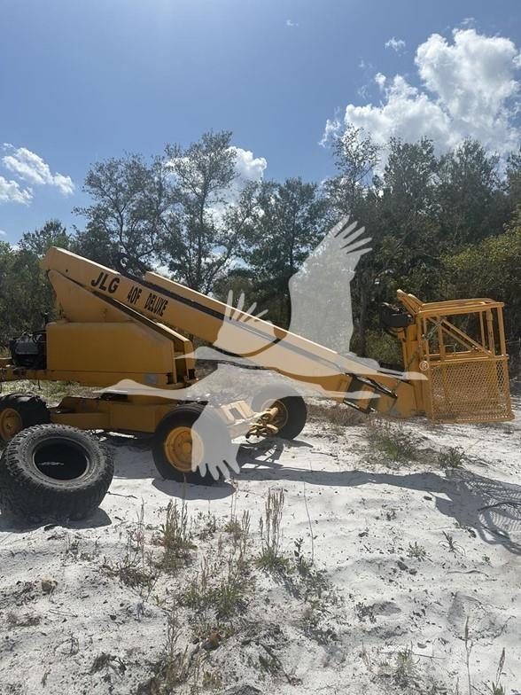 JLG 40F Nacelles articulées