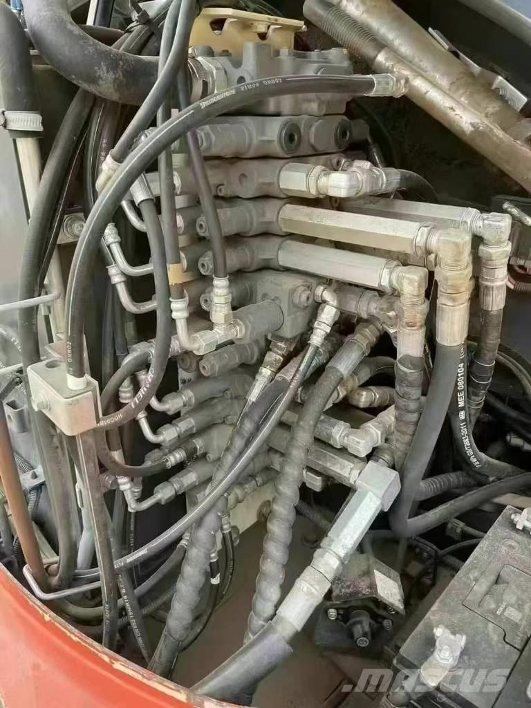 Kubota 165 Pelle sur chenilles