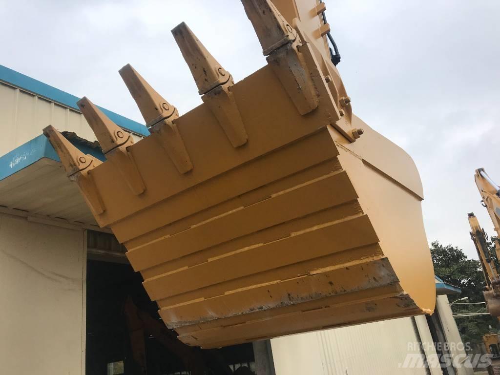 CAT 320 D L Pelle sur chenilles