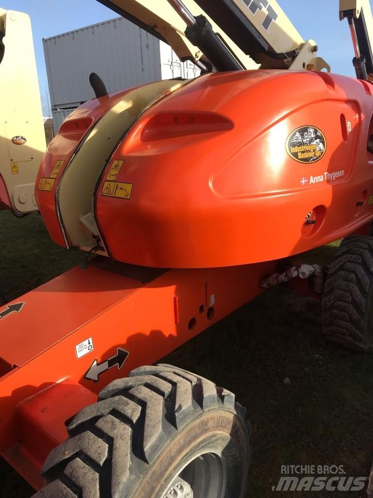 JLG 460 SJ Nacelles télescopiques