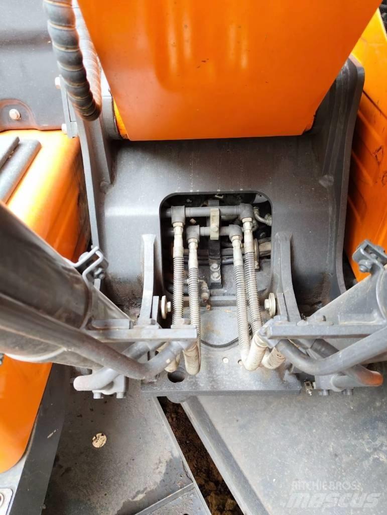 Doosan DX 150W-9C Pelle sur pneus