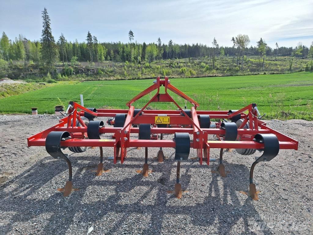 Potila 13 KK Déchaumeur, cultivateur