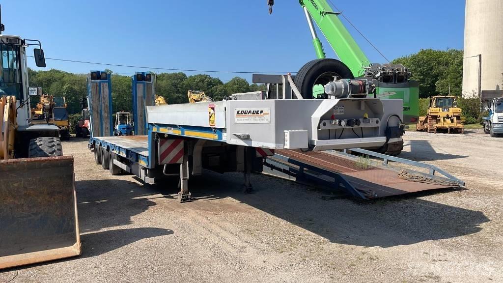 Louault 13,60m Semi remorque porte engin