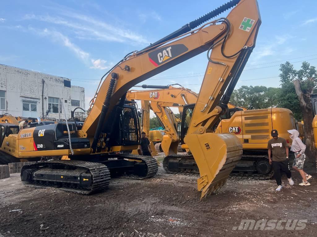 CAT 324 D2L Pelle sur chenilles