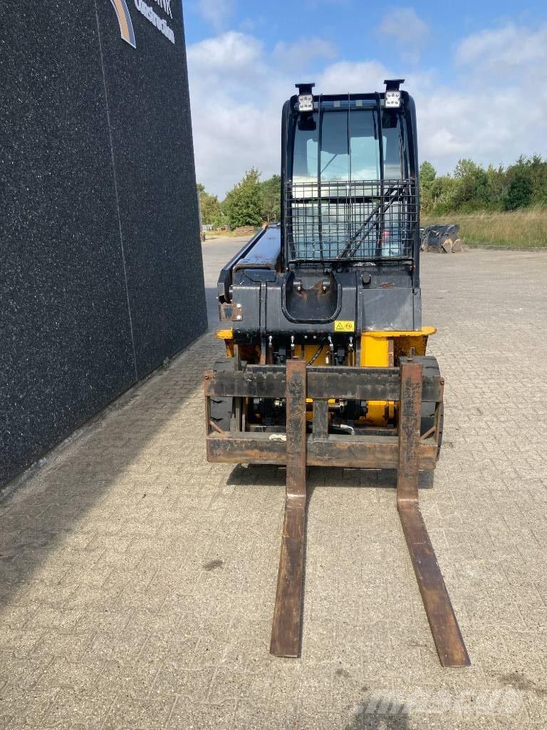 JCB TLT 35 D 4x4 Chariot télescopique