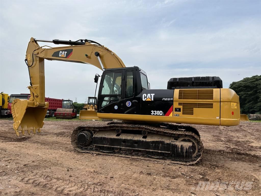 CAT 330 D L Pelle sur chenilles