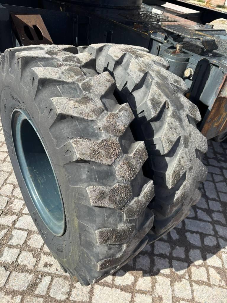 Hyundai 140W-7A Pelle sur pneus
