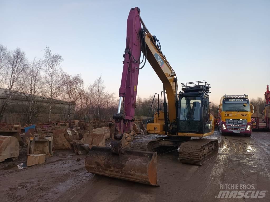 CAT 313 F LGC Pelle sur chenilles