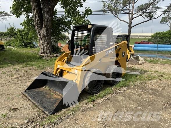 John Deere 315 Chargeuse compacte