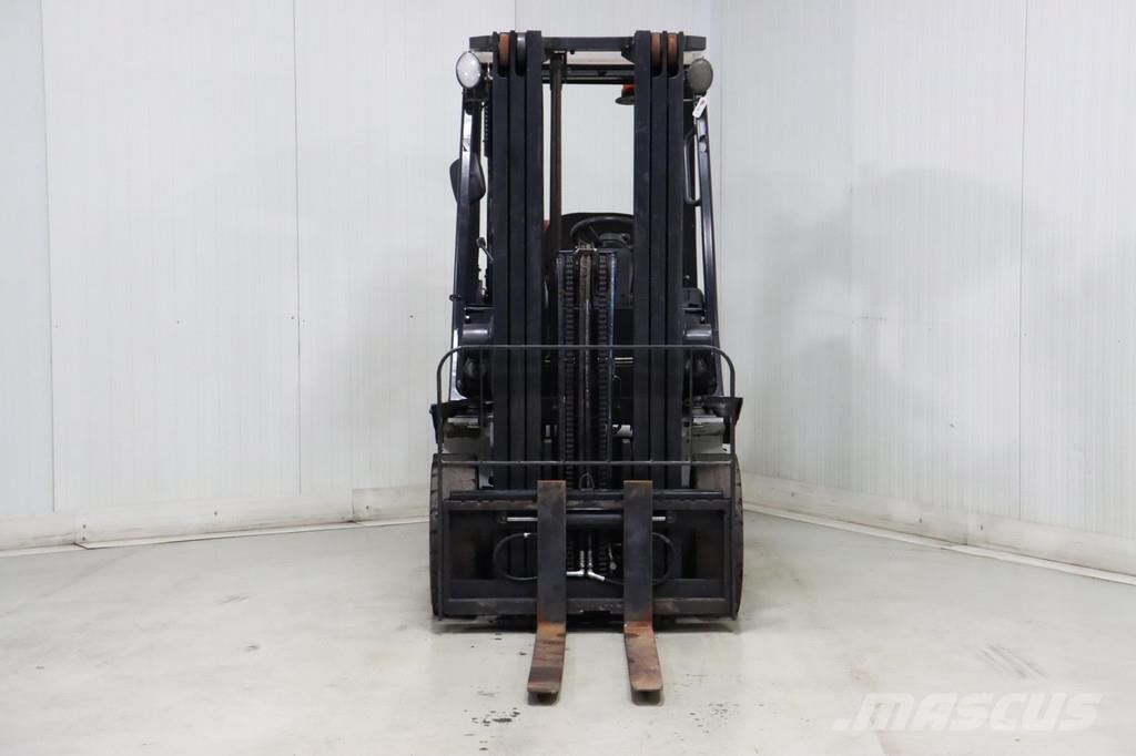 Nissan U1D2A20LQ Chariots GPL