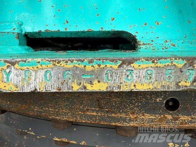 Kobelco SK 225 SR Pelle sur chenilles