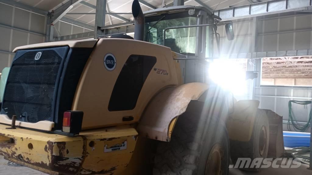 New Holland W 270 B Chargeuse sur pneus