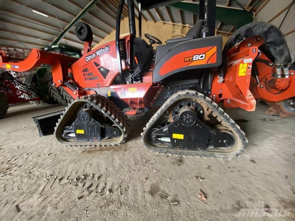 Ditch Witch RT 80 Pelle spéciale