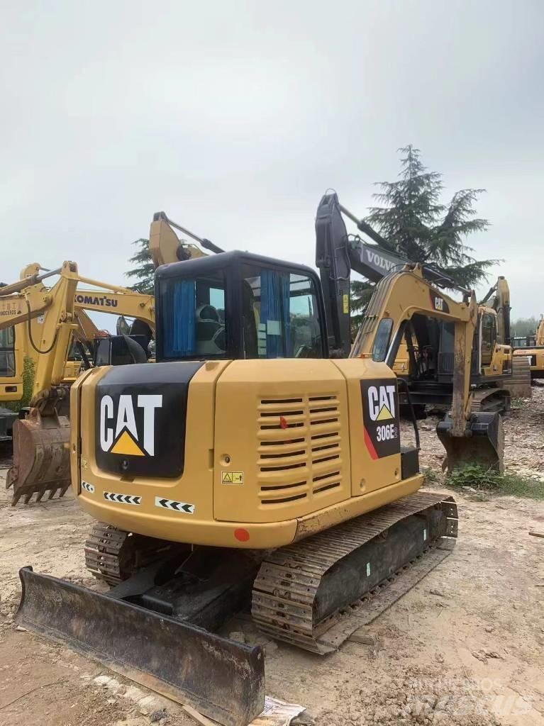 CAT 306E2 Pelle sur chenilles