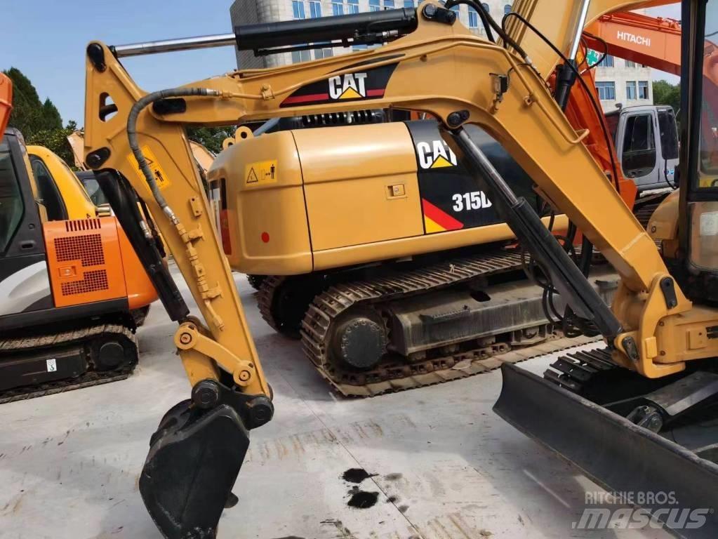 CAT 303c Mini pelle < 7t