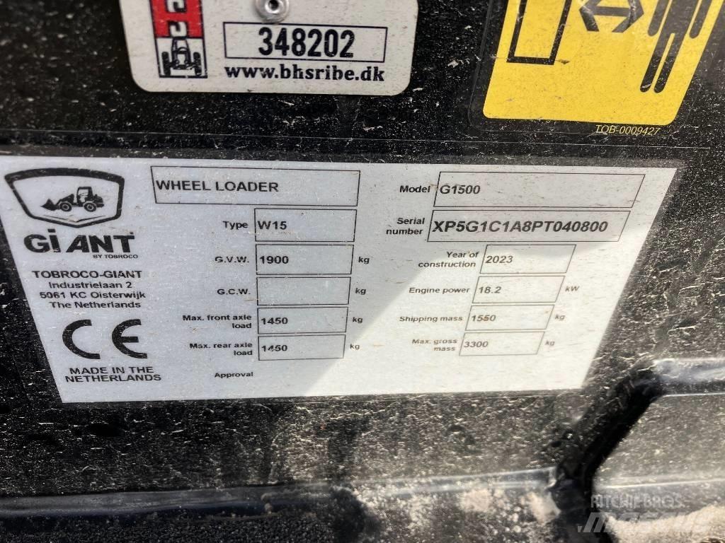 GiANT G 1500 Chargeuse multifonction