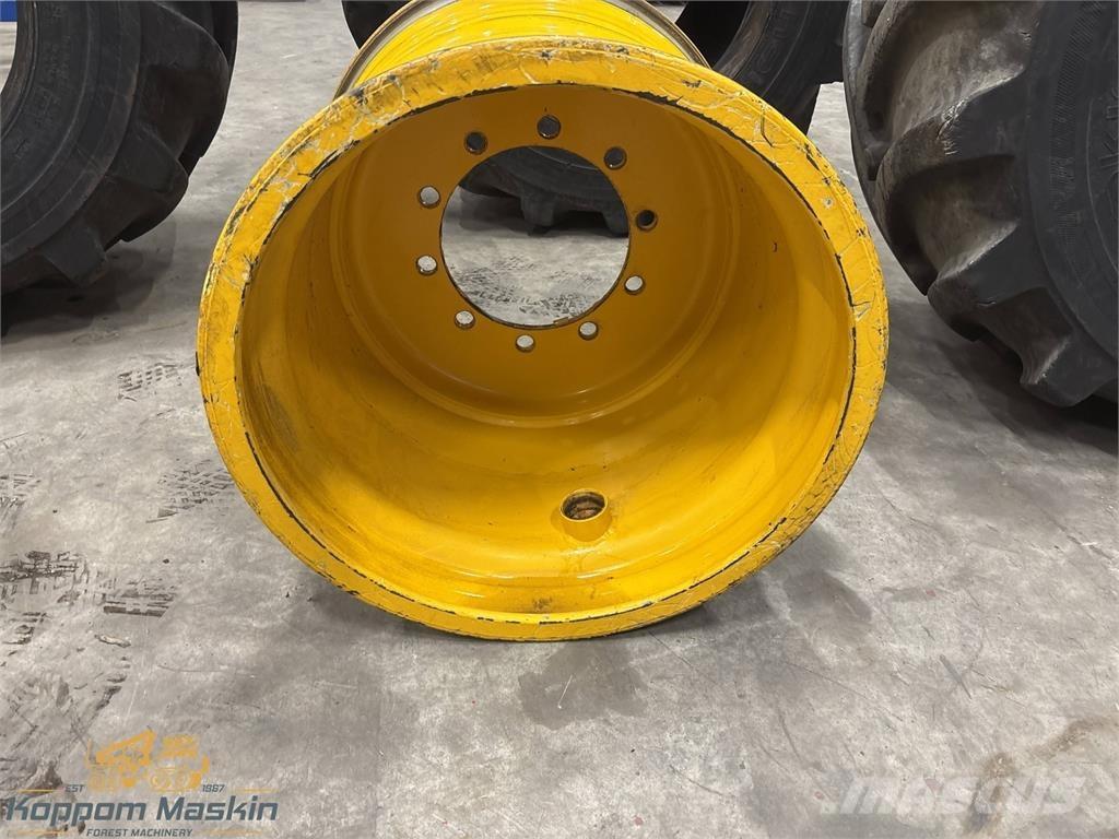 Rottne H8 24x26,5 Pneus, roues et jantes