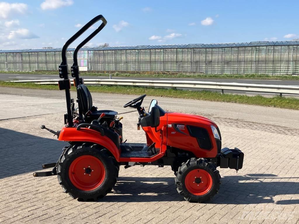 Kioti CS 2520 HST Tracteur