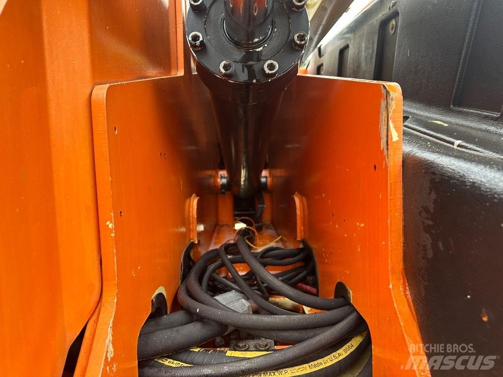 JLG 660 SJ Nacelles télescopiques