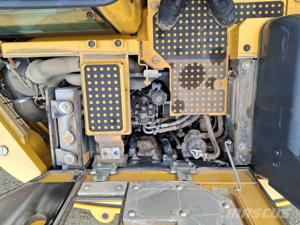 Komatsu PC138US-11 Pelle sur chenilles