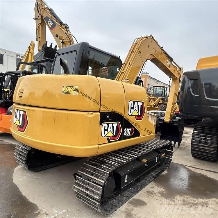 CAT 307D Pelle sur chenilles