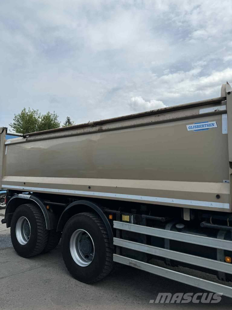 MAN TGS 33.400 Camion benne