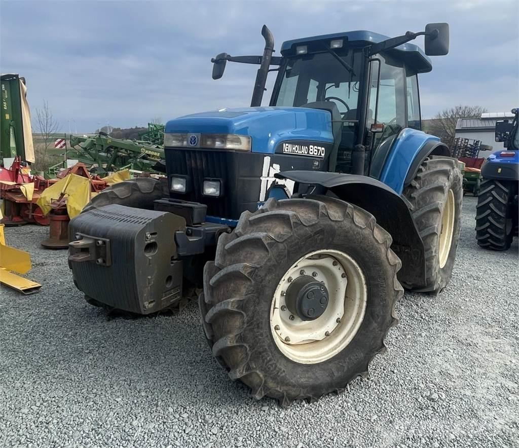 New Holland 8670 Tracteur