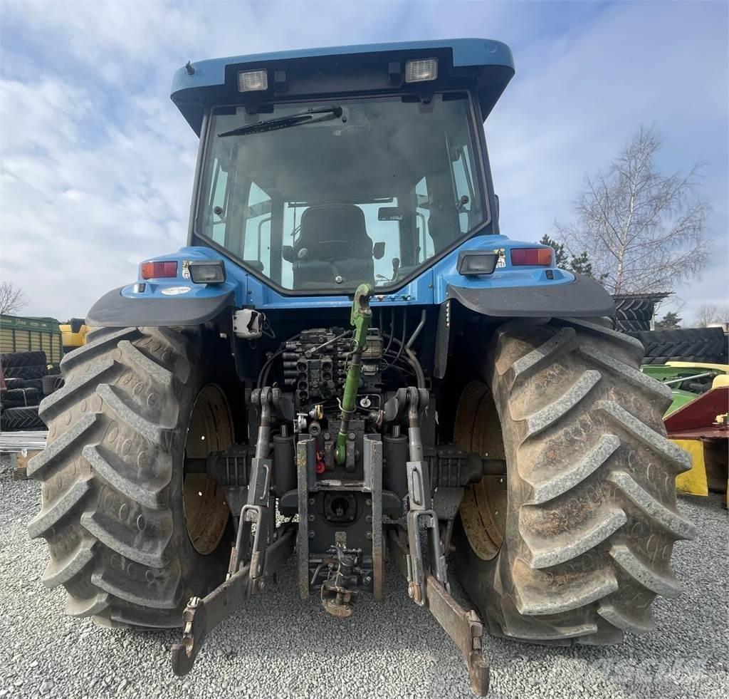 New Holland 8670 Tracteur
