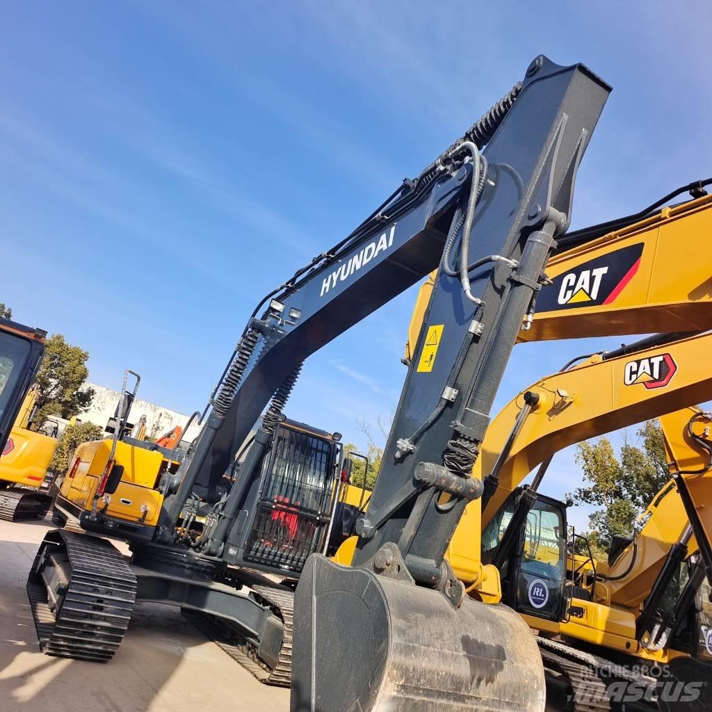 Hyundai 220LC-9S Pelle sur chenilles