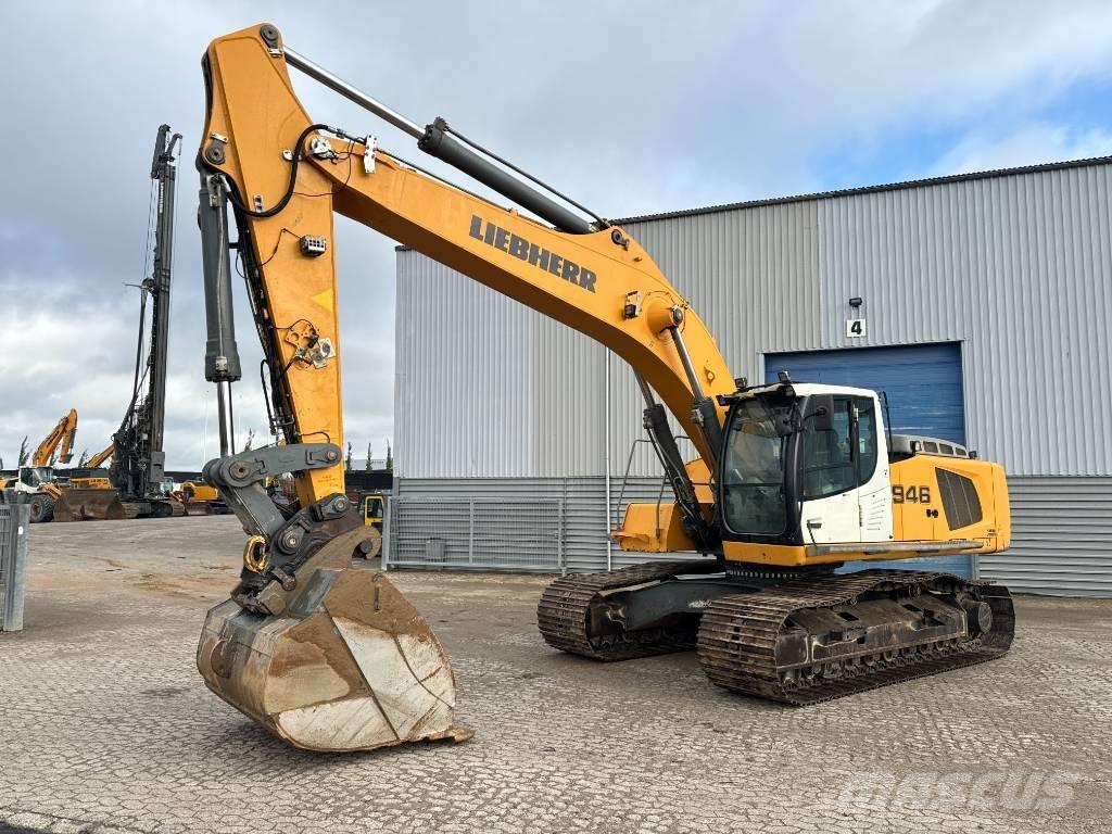 Liebherr R 946 Pelle sur chenilles