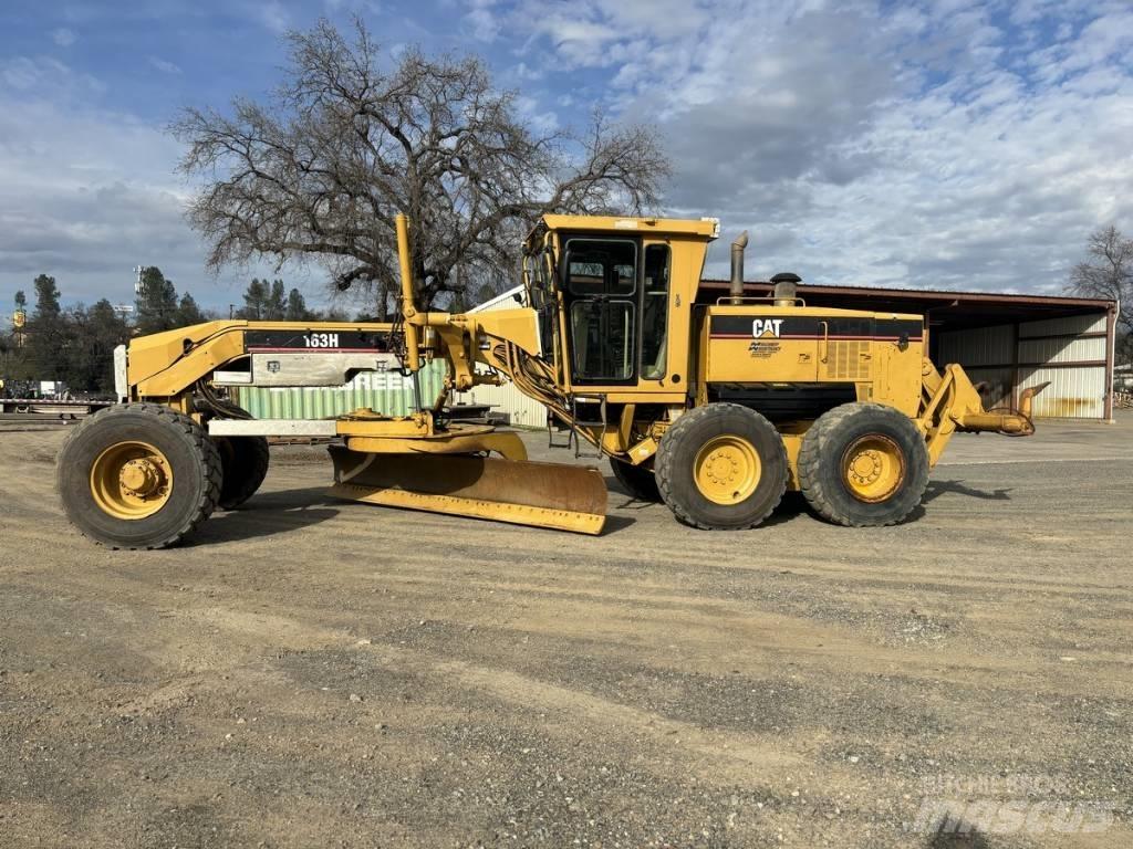 CAT 163H Niveleuse