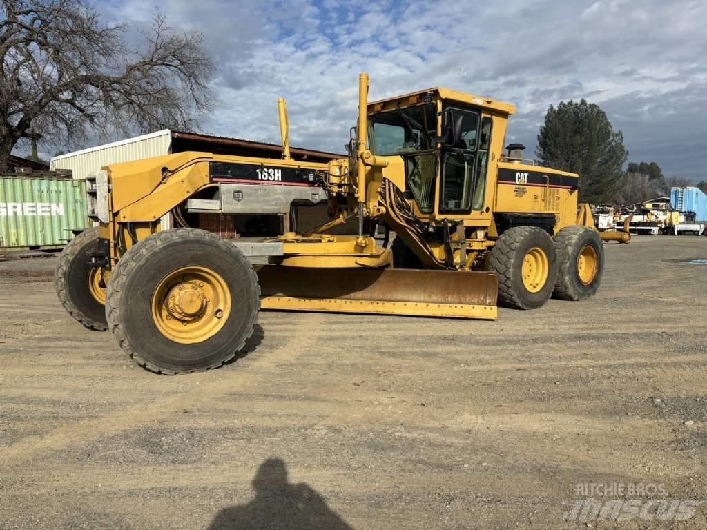 CAT 163H Niveleuse