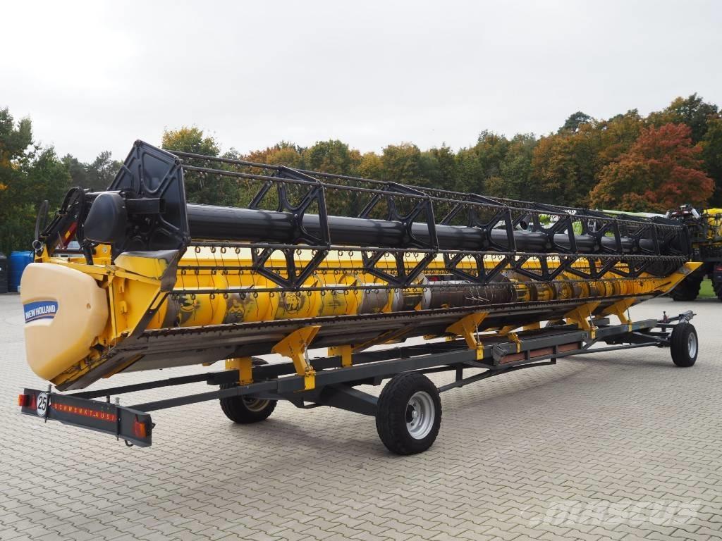 New Holland CR 9090 Moissonneuse batteuse