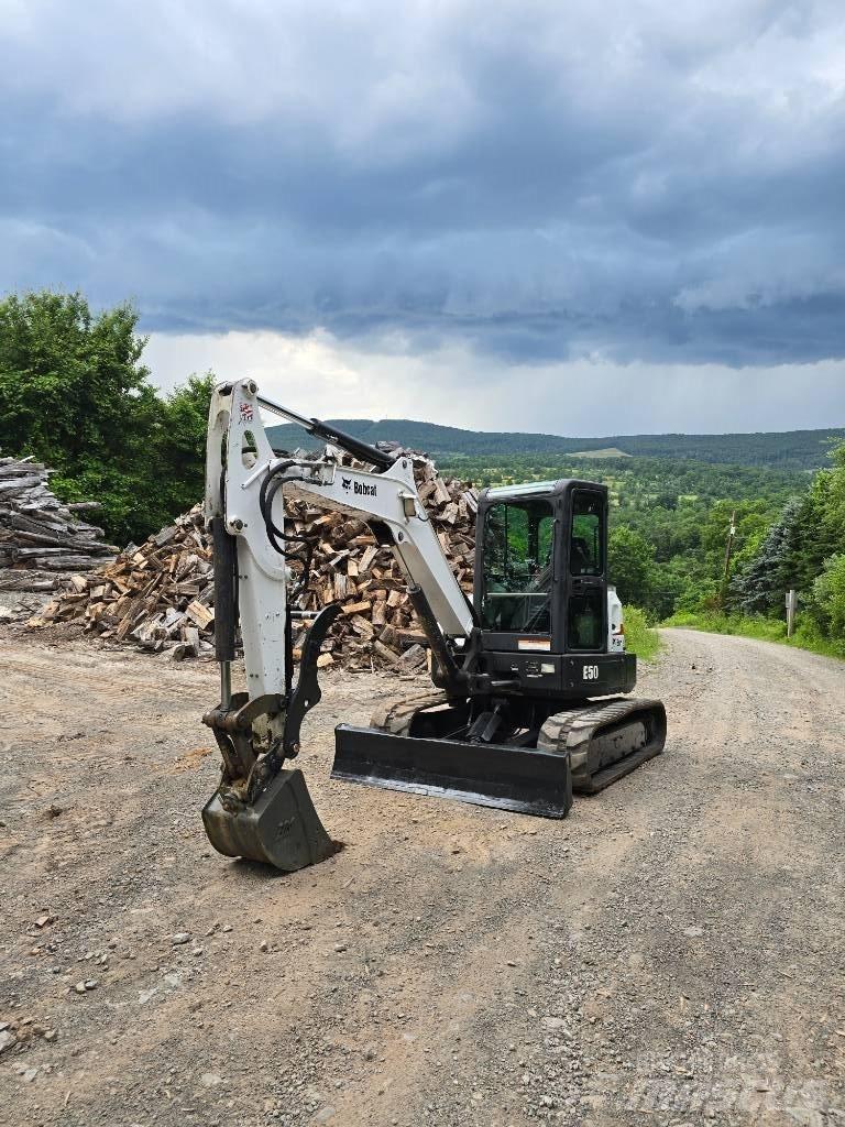Bobcat E 50 Mini pelle < 7t