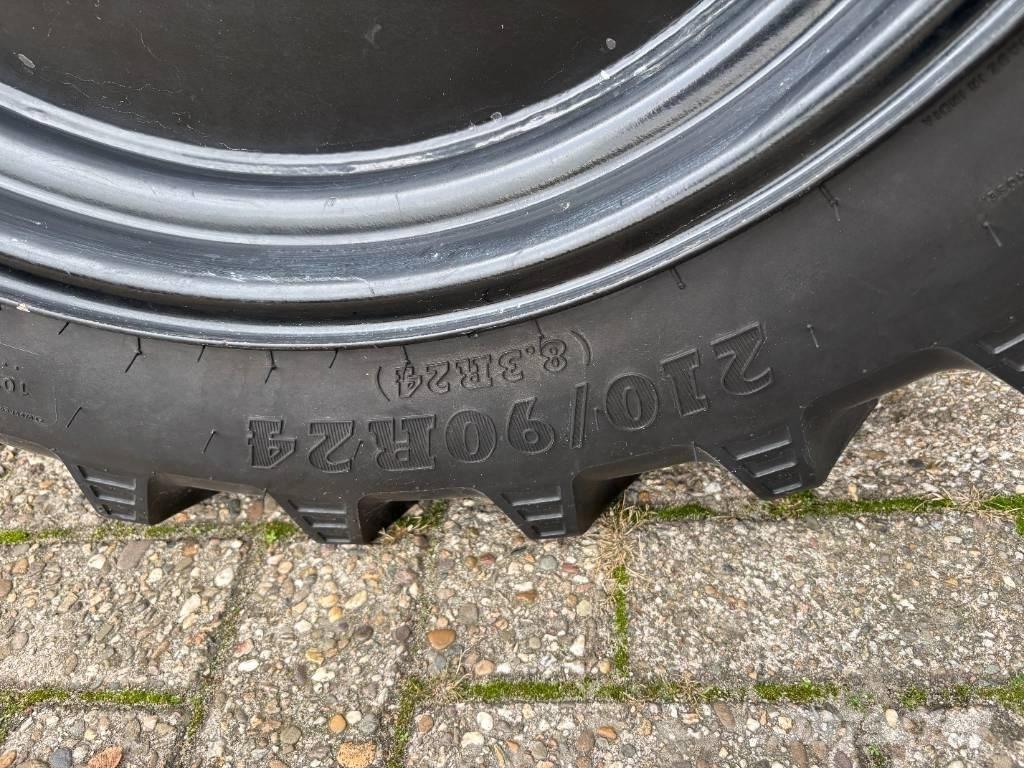 Kioti CK 3310 HST Micro tracteur