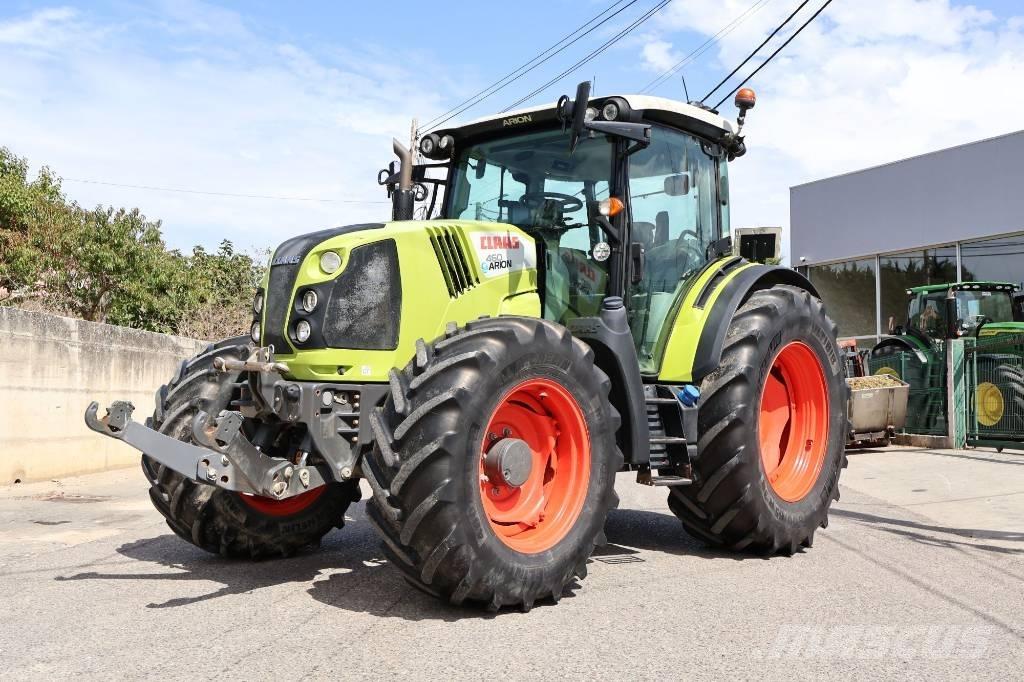 CLAAS Arion 460 Tracteur