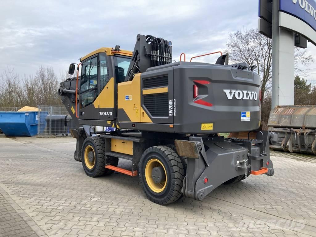 Volvo EW 200 E MH Pelle sur pneus