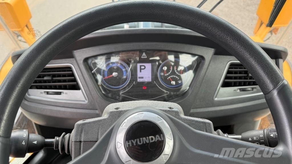 Hyundai HL 940 Chargeuse sur pneus