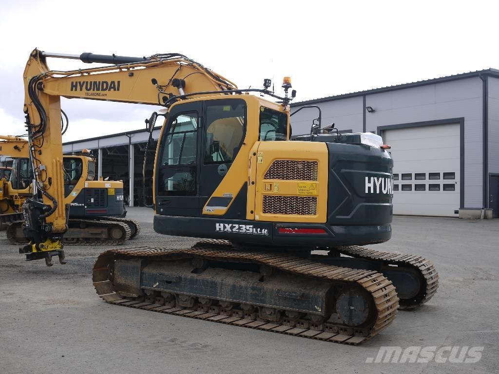 Hyundai HX 235 LCR Pelle sur chenilles
